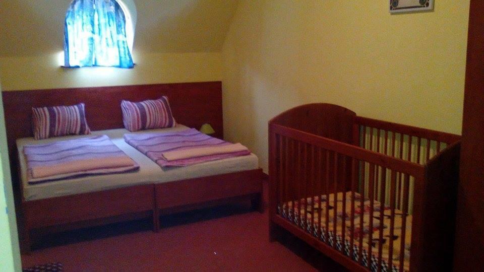 Bed and breakfast Varju Fogado Tapolca Extérieur photo